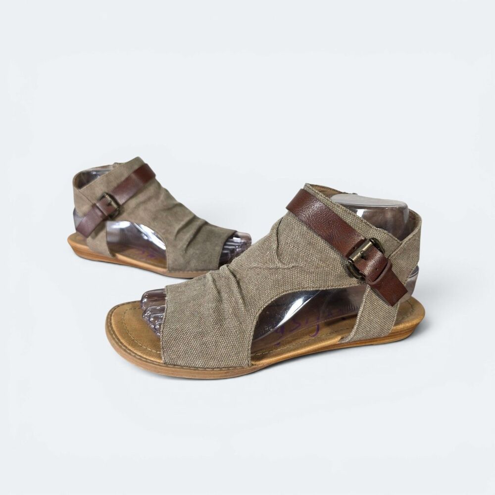 Blowfish Malibu Balla Womens Sandals Size 6.5 Gray Canvas Low Wedge Bootie Flat